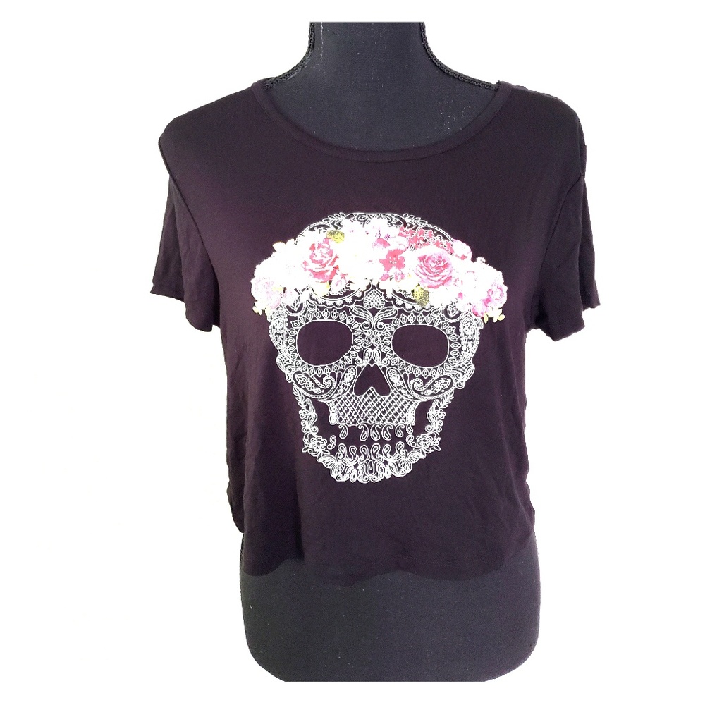 New Pirates of the Caribbean Black Skull Crop Top